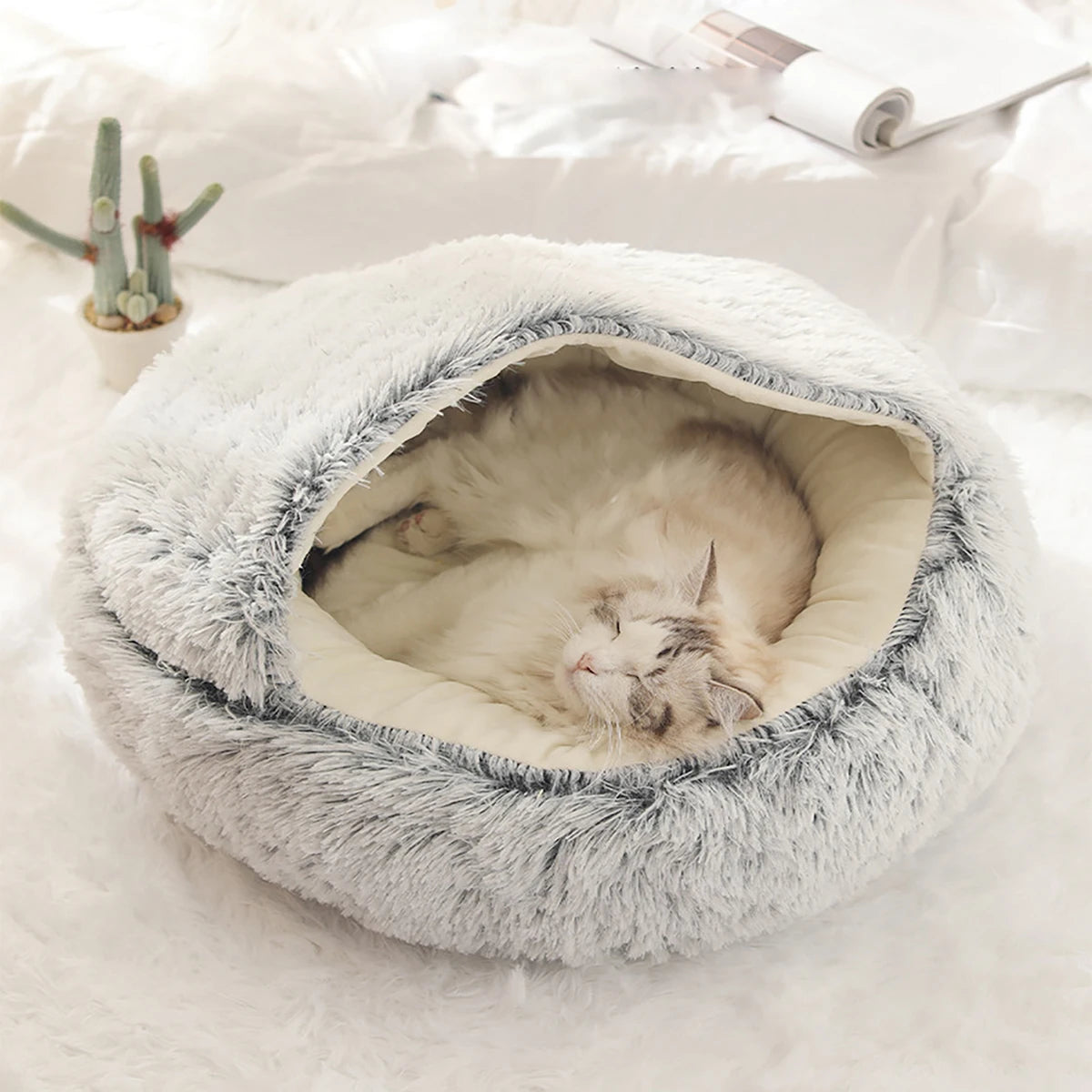 Plush Hooded Pet Bed – Fluffy 2-in-1 Cave for Cats & Small Dogs
